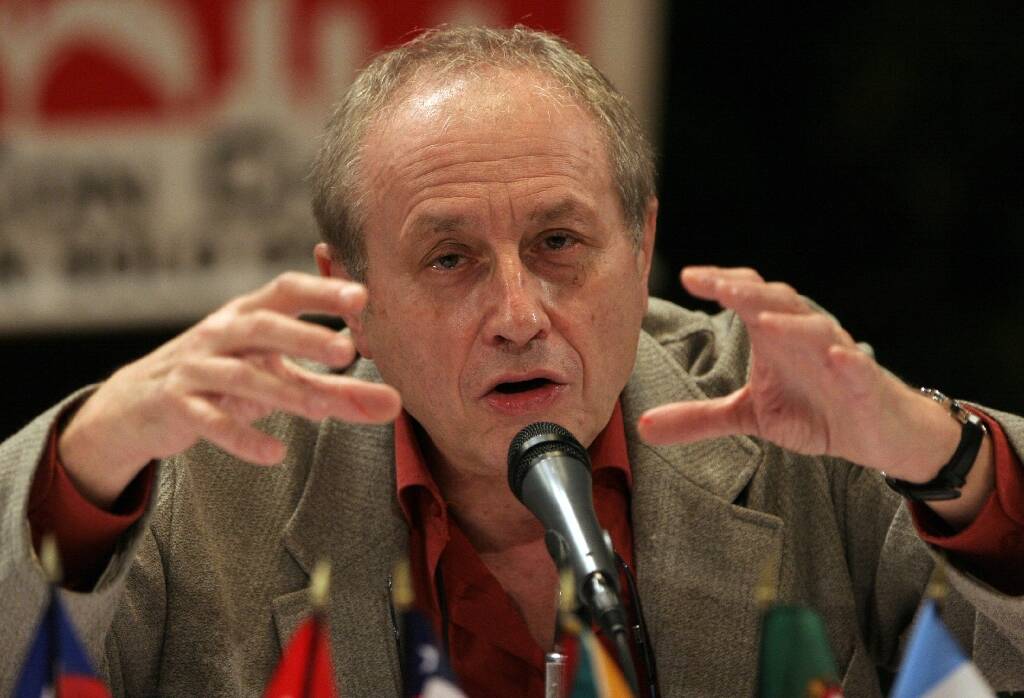 Le cofondateur de l'association altermondialiste Attac Bernard Cassen est décédé