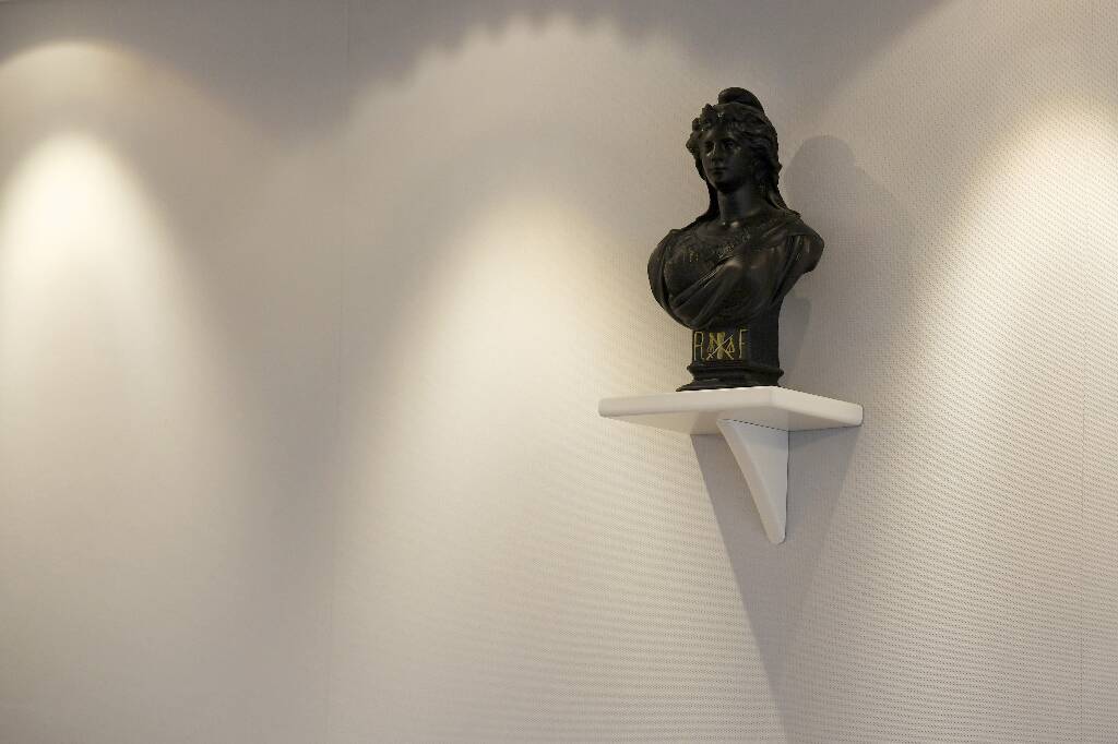 En Isère, un maire en urgence absolue après avoir été agressé dans sa commune, un suspect activement recherché