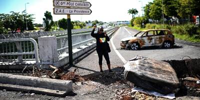 Multiplication des barrages, secours caillassés, supermarché incendié... Le point en Martinique au 3e jour de grève générale