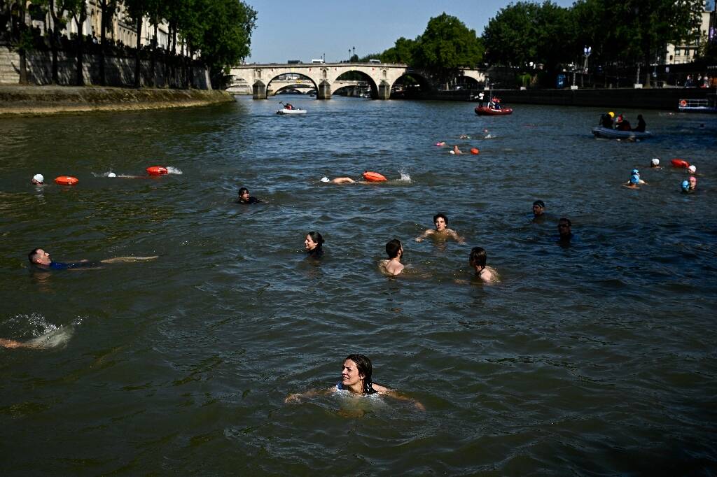 Après les athlètes, le public pourra piquer une tête dans la Seine cet été