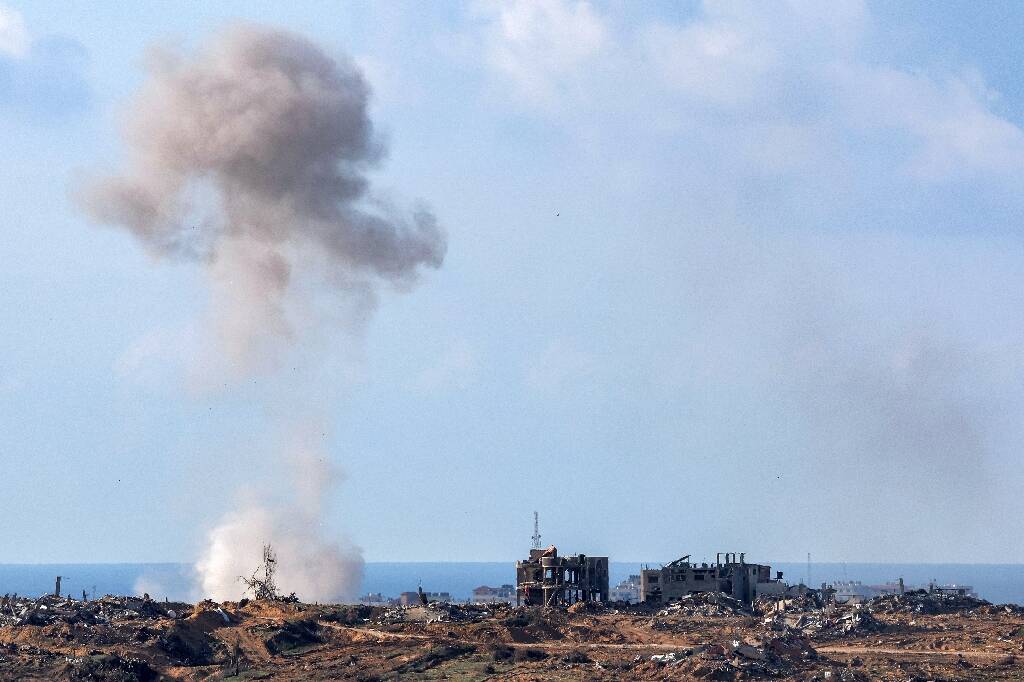 Guerre Israël-Hamas: les bombardements à Gaza "vont se poursuivre" mais le futur "après" la guerre est évoqué