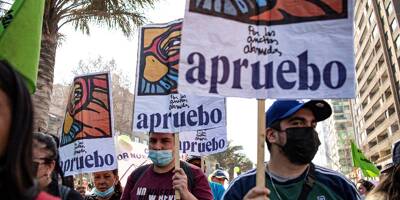 Les Chiliens appelés à approuver ou rejeter une proposition de nouvelle Constitution