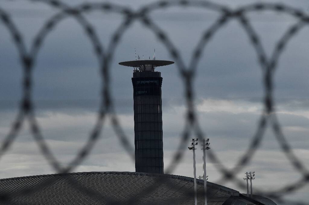 La moitié des vols annulés à Nice: on fait le point sur la grève du contrôle aérien français qui perturbe les départs en vacances