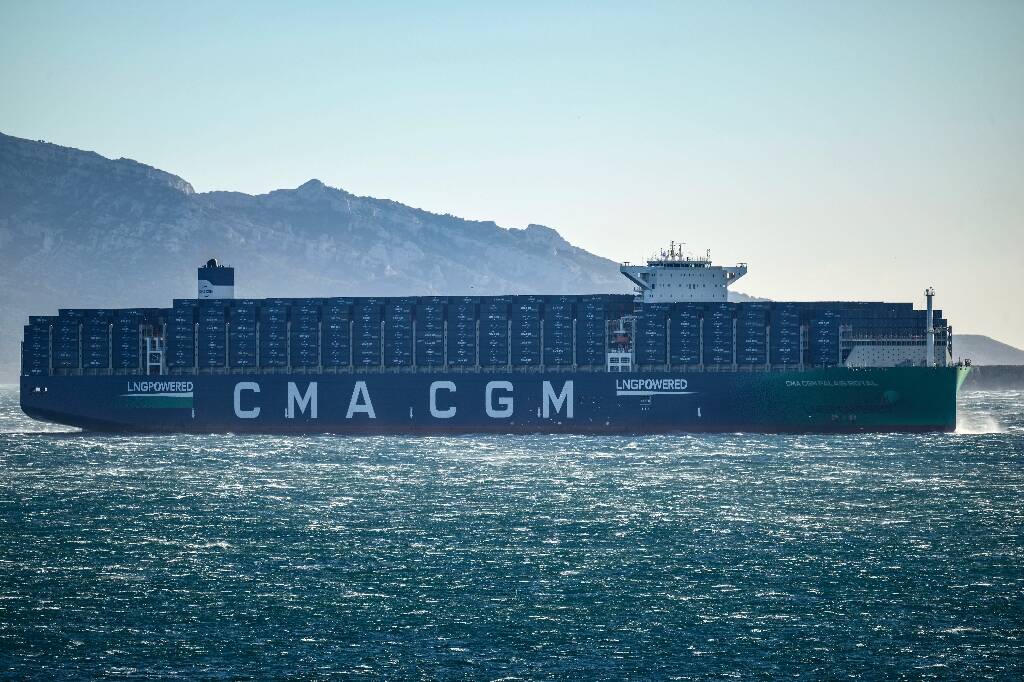 Attaques en mer Rouge: les armateurs CMA CGM et MSC suspendent à son tour la traversée "jusqu'à nouvel ordre"