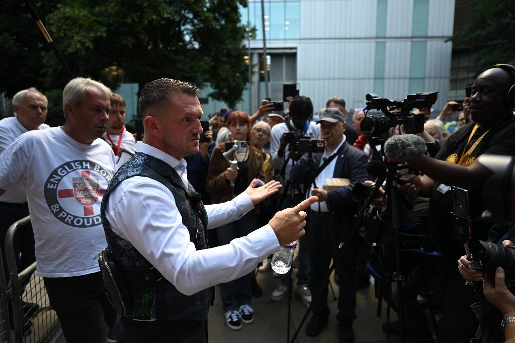 A Londres, un rassemblement pour la liberté d'expression porté par une figure de l'extrême droite