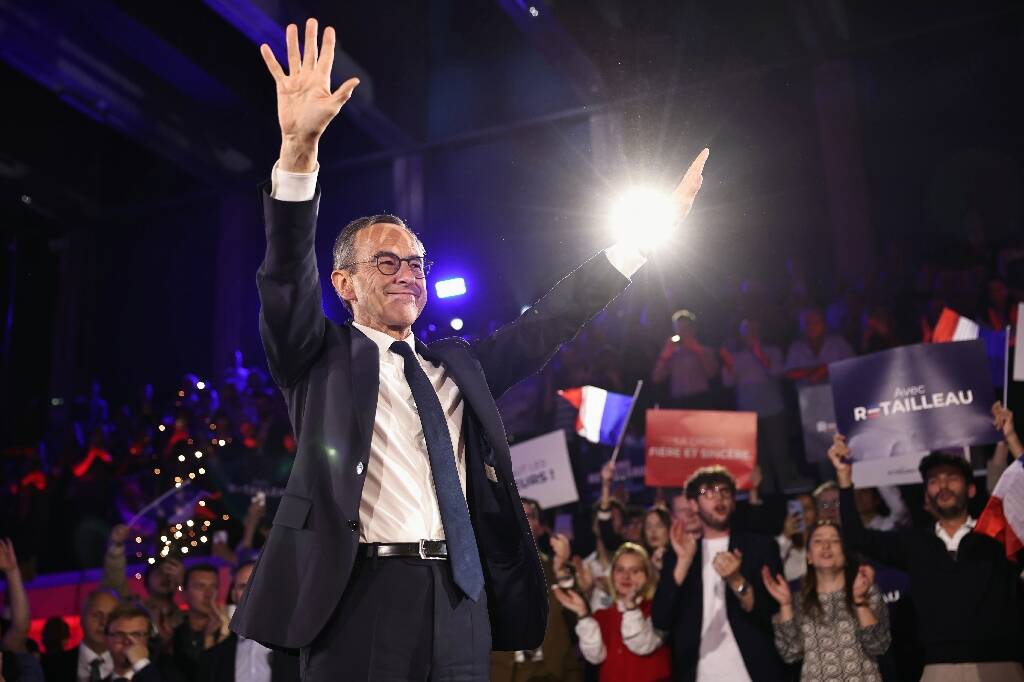 Présidence LR: Retailleau promet un "étendard" de la droite en 2027