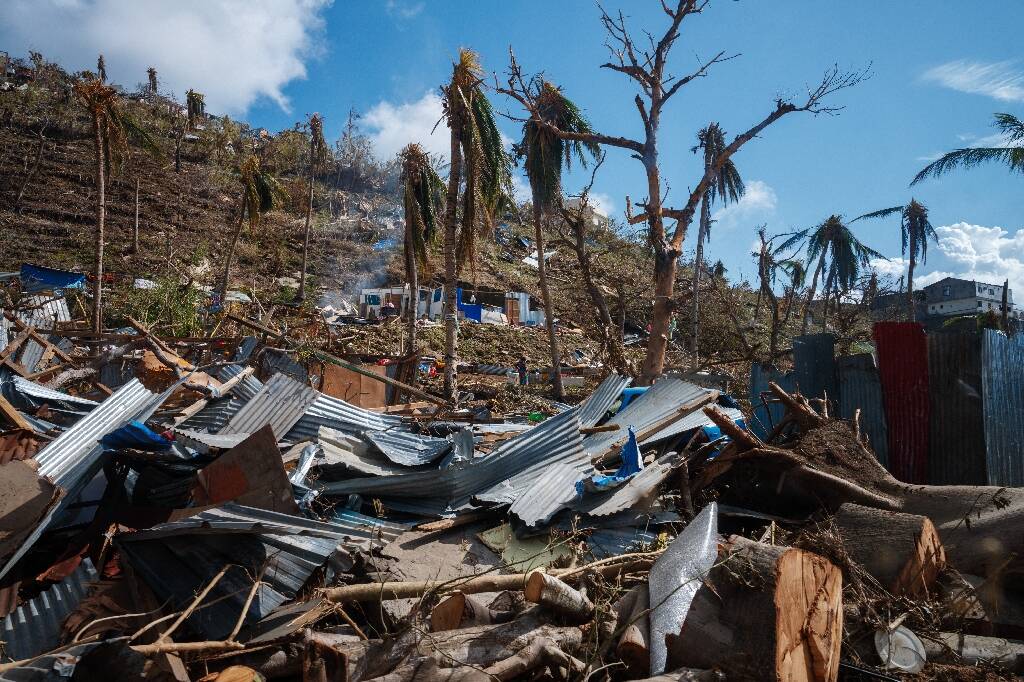 Cyclone Chido: Emmanuel Macron attendu à Mayotte pour constater les dégâts, 70% des habitants gravement touchés