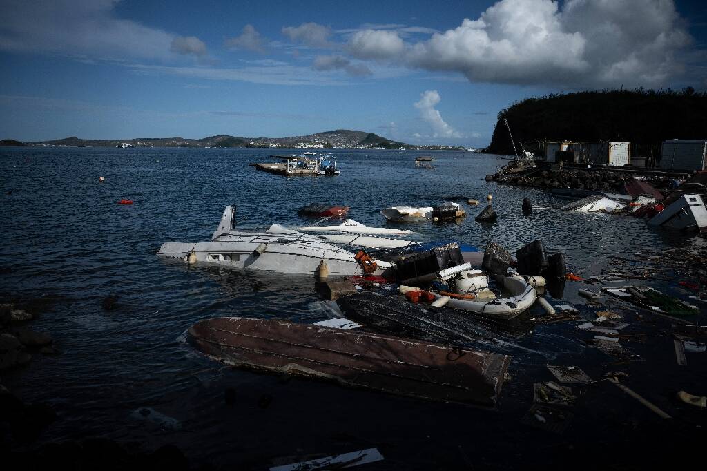 Trois mois après le cyclone Chido, l'économie de Mayotte peine à se relancer