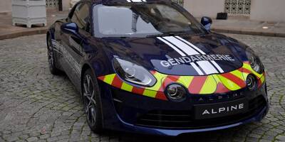 Deux premières Renault Alpine ont été remises à la gendarmerie