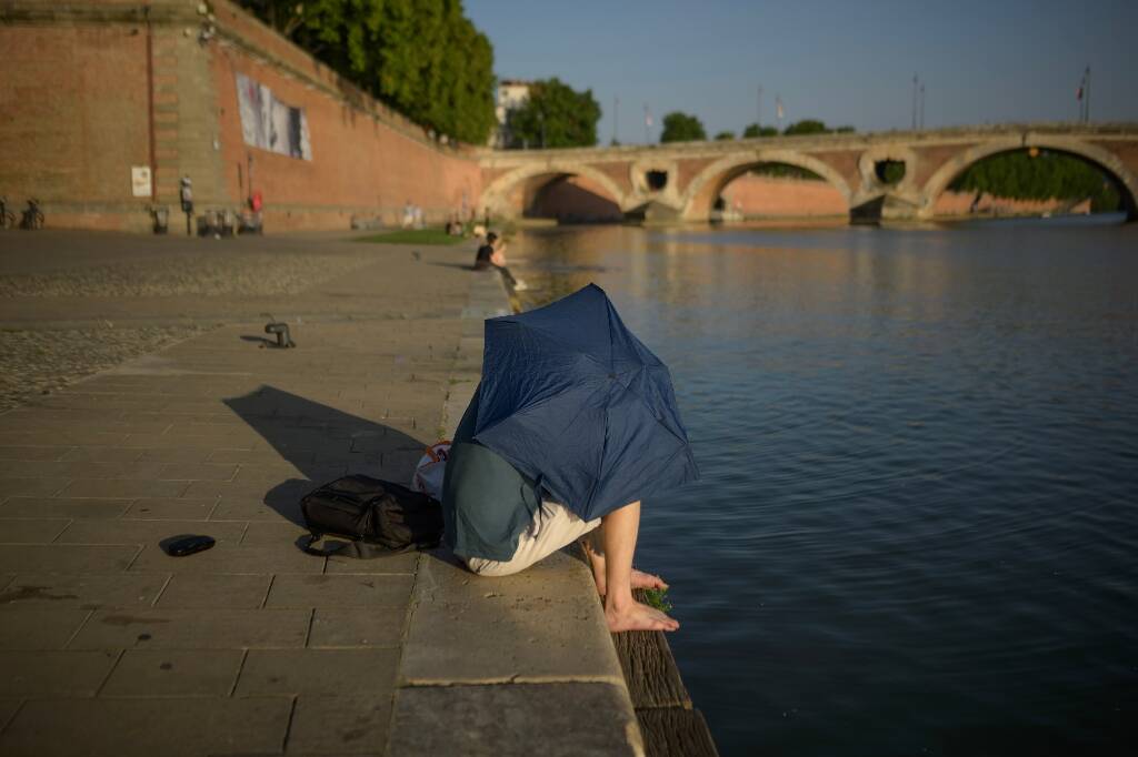 La vague de chaleur à son zénith ce samedi, 16 départements toujours en vigilance orange