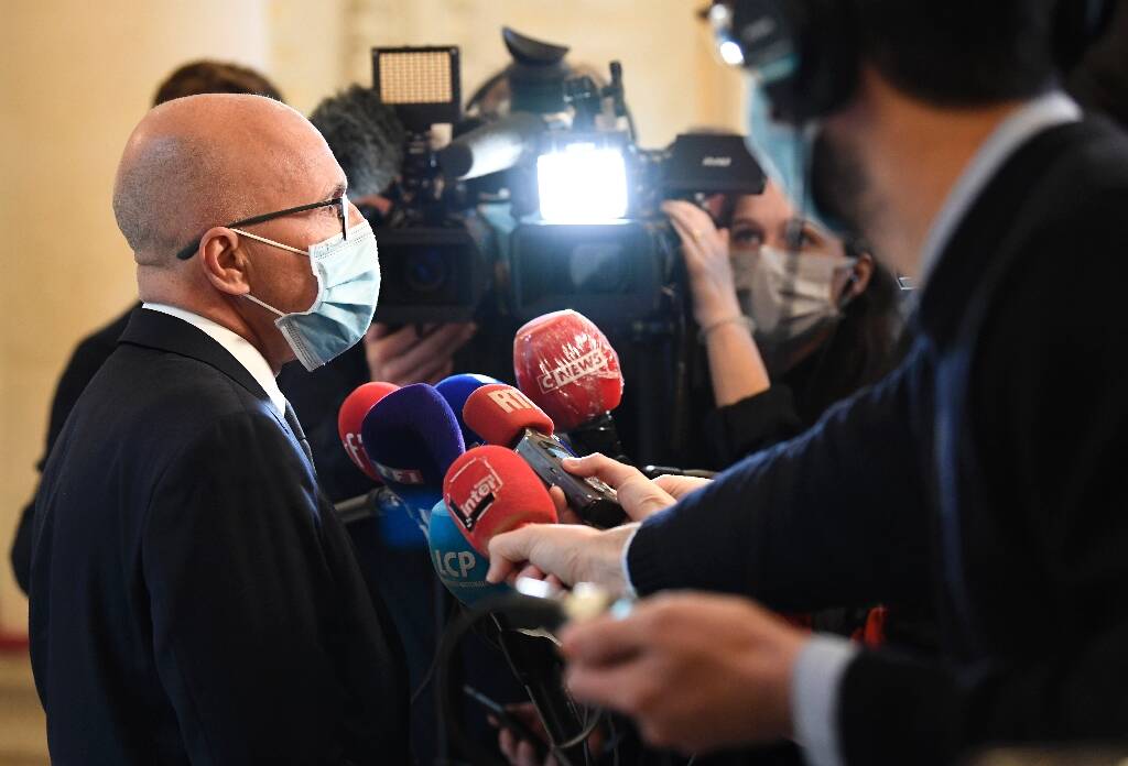 Covid-19: Nice bientôt fixée sur son sort, le reste du pays "au pied du mur"