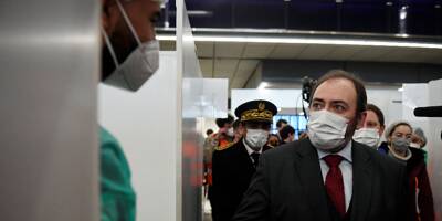 Covid-19: les contrôles sanitaires imposés aux voyageurs chinois prolongés en France