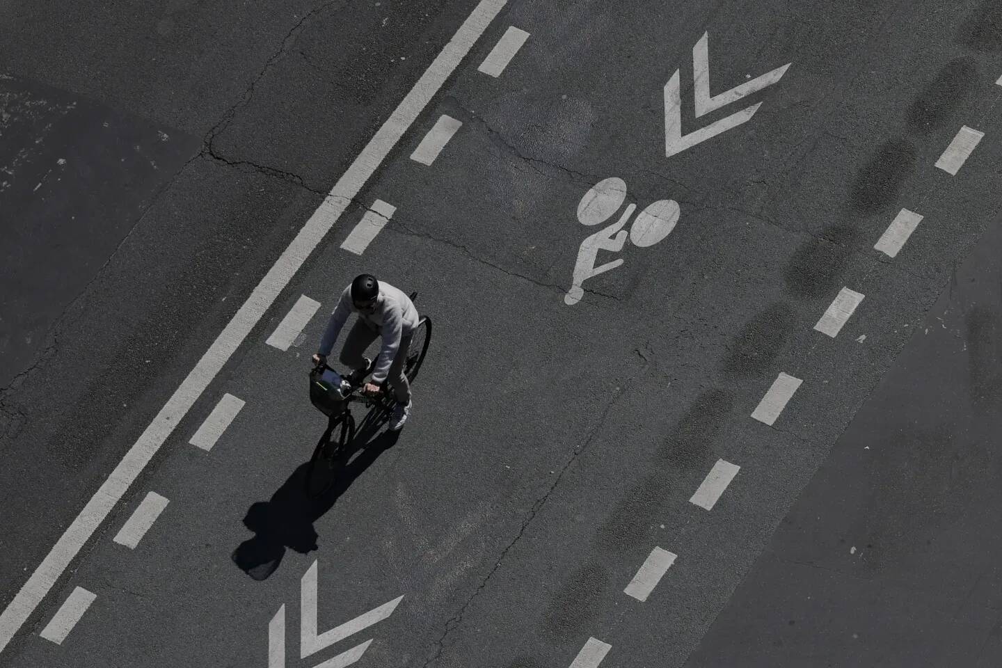 Intersection dangereuse, attitude délibérée du conducteur... On fait le point sur la mort d'un cycliste percuté par un automobiliste à Paris