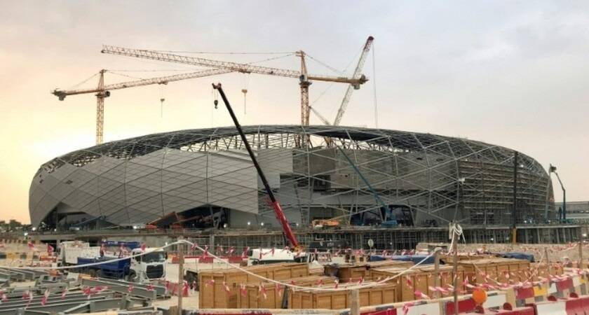 Partidarios a favor de la compensación de la FIFA, trabajadores en la Copa del Mundo 2022 en Qatar