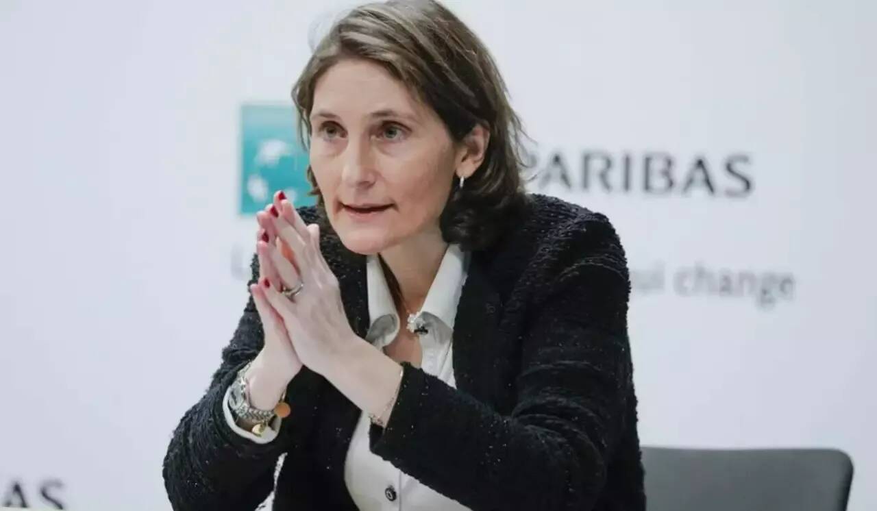 "Je ne l'ai jamais accusé de harcèlement": la ministre Amélie Oudéa-Castéra répond à Noël Le Graët