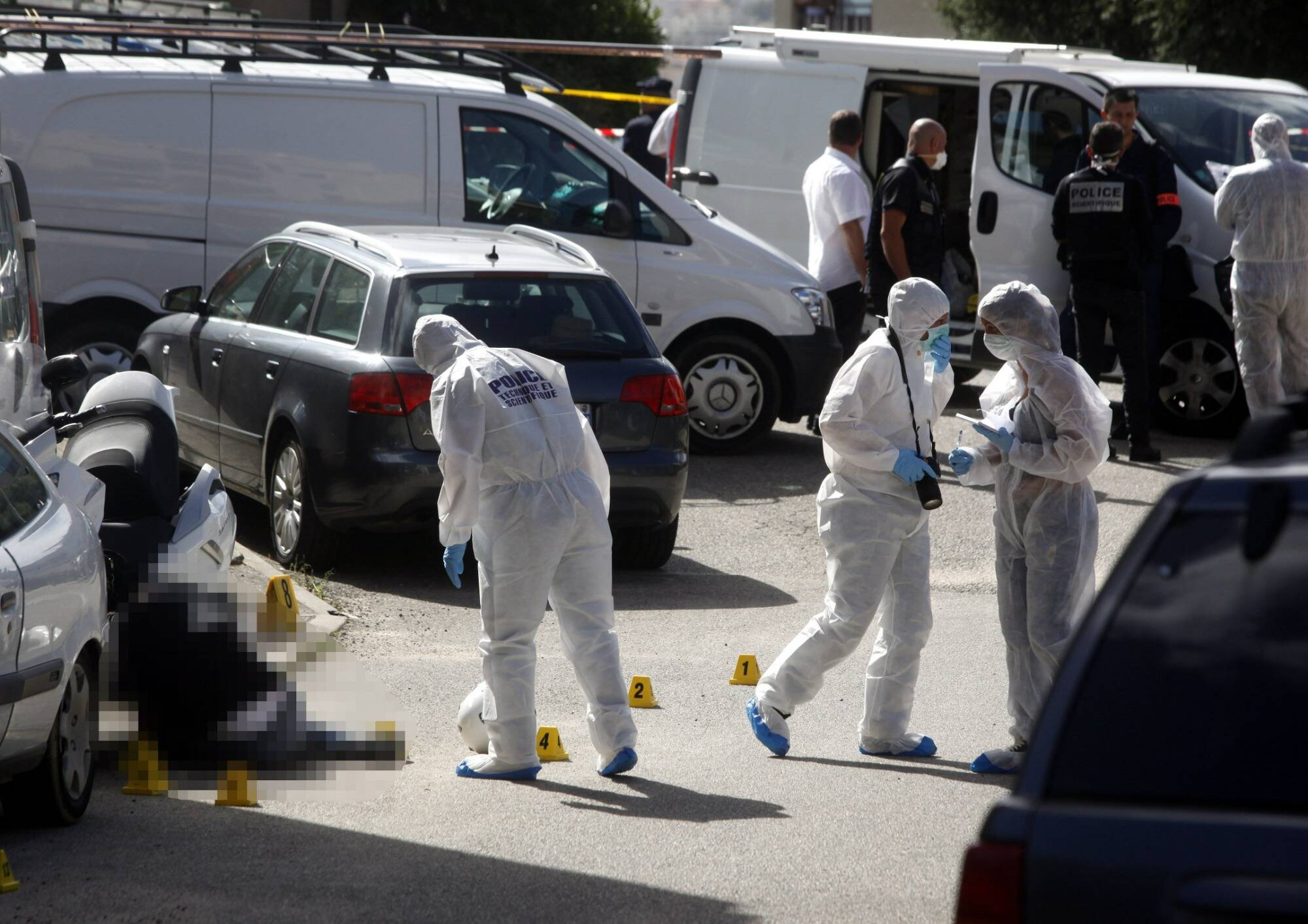 "La Côte d'Azur est un terrain de jeu du milieu corse..." Le journaliste Jacques Follorou livre une enquête choc sur la mafia