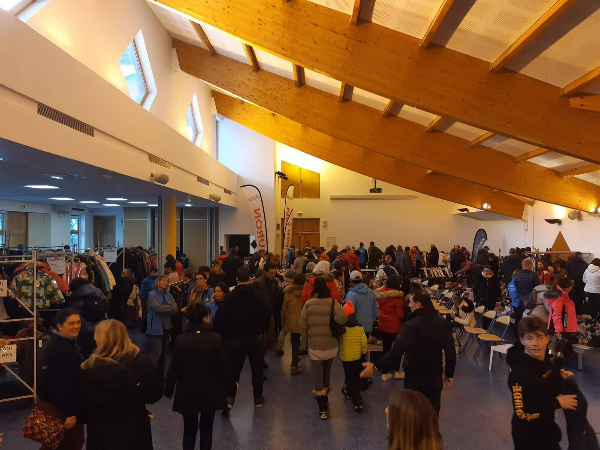 Les bonnes affaires de la bourse aux skis, c'est ce week-end à Auron