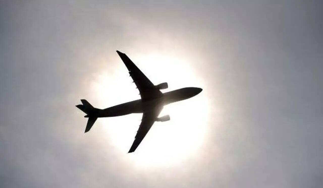 Il voulait utiliser les toilettes avant le décollage, un couple débarqué d'un vol Ryanair et passible d'une amende
