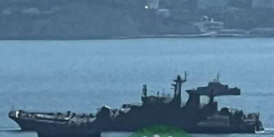 Guerre en Ukraine: les images inédites d'un drone naval ukrainien s'attaquant à un navire de guerre russe en mer Noire