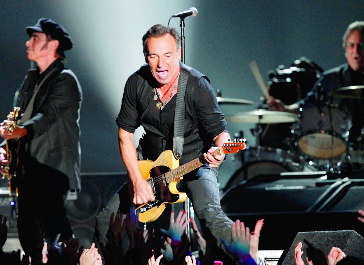 Le concert de Bruce Springsteen à Marseille reporté à la dernière minute en raison d'une "extinction de voix"