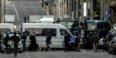 Procès des attentats de Bruxelles: début du premier interrogatoire des accusés