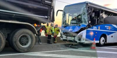 Un bus Zou! entre en collision avec un poids lourd à Grimaud, deux blessés
