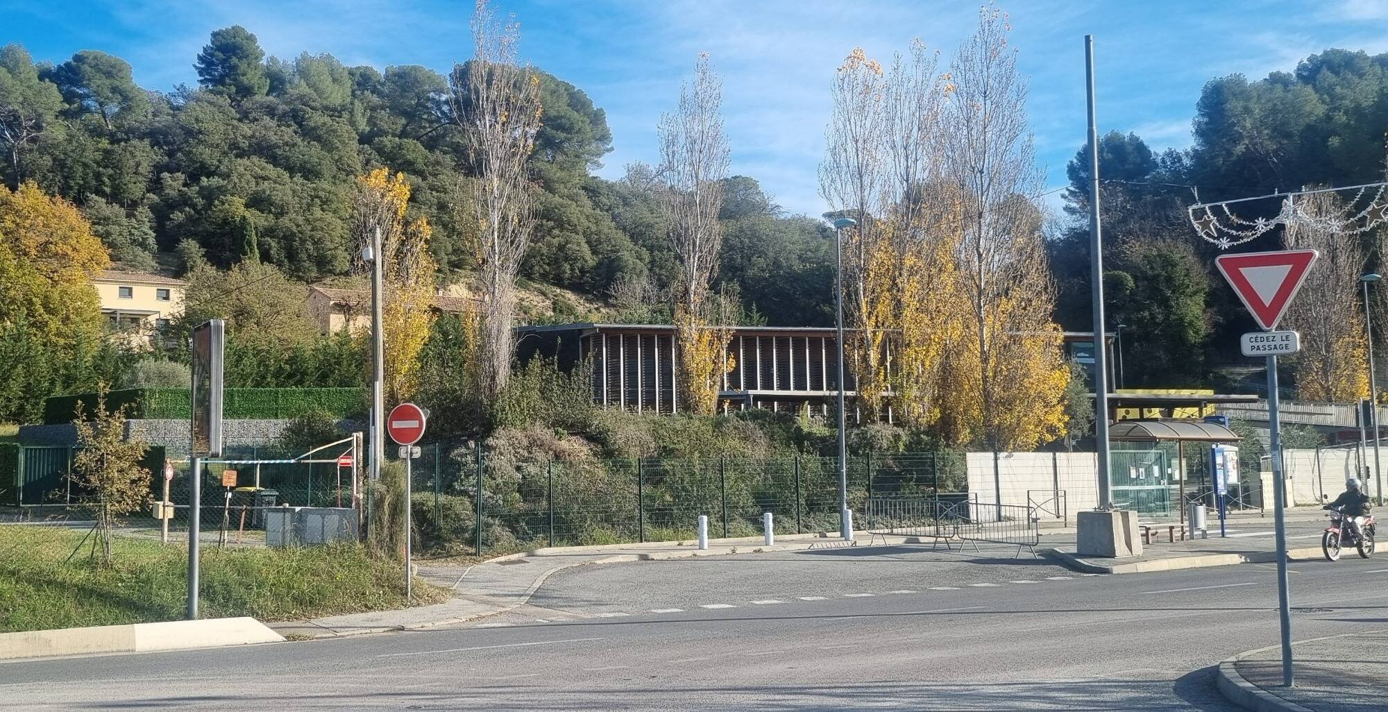 Le conseil municipal dit "oui" à l'extension de l'école des Oliviers à La Roquette-sur-Siagne