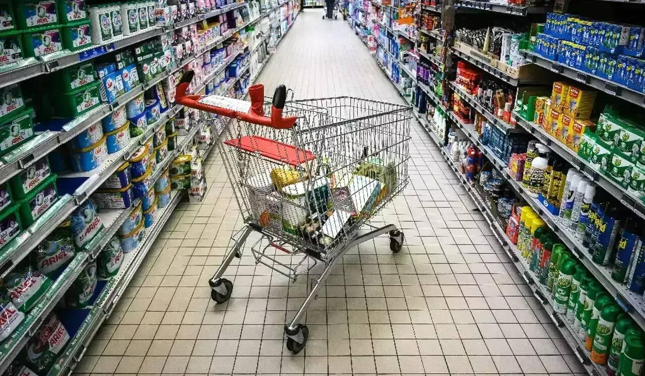 La consommation des ménages en France rebondit nettement en mai