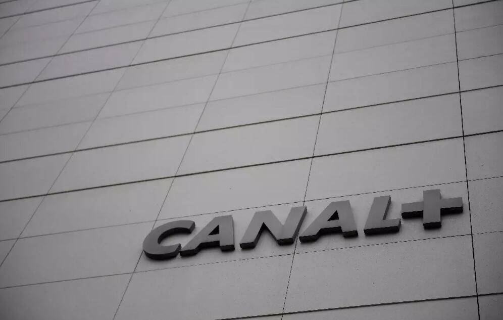 Canal+ a choisi son nouveau commentateur de foot et repart pour une saison 2 de recrutement