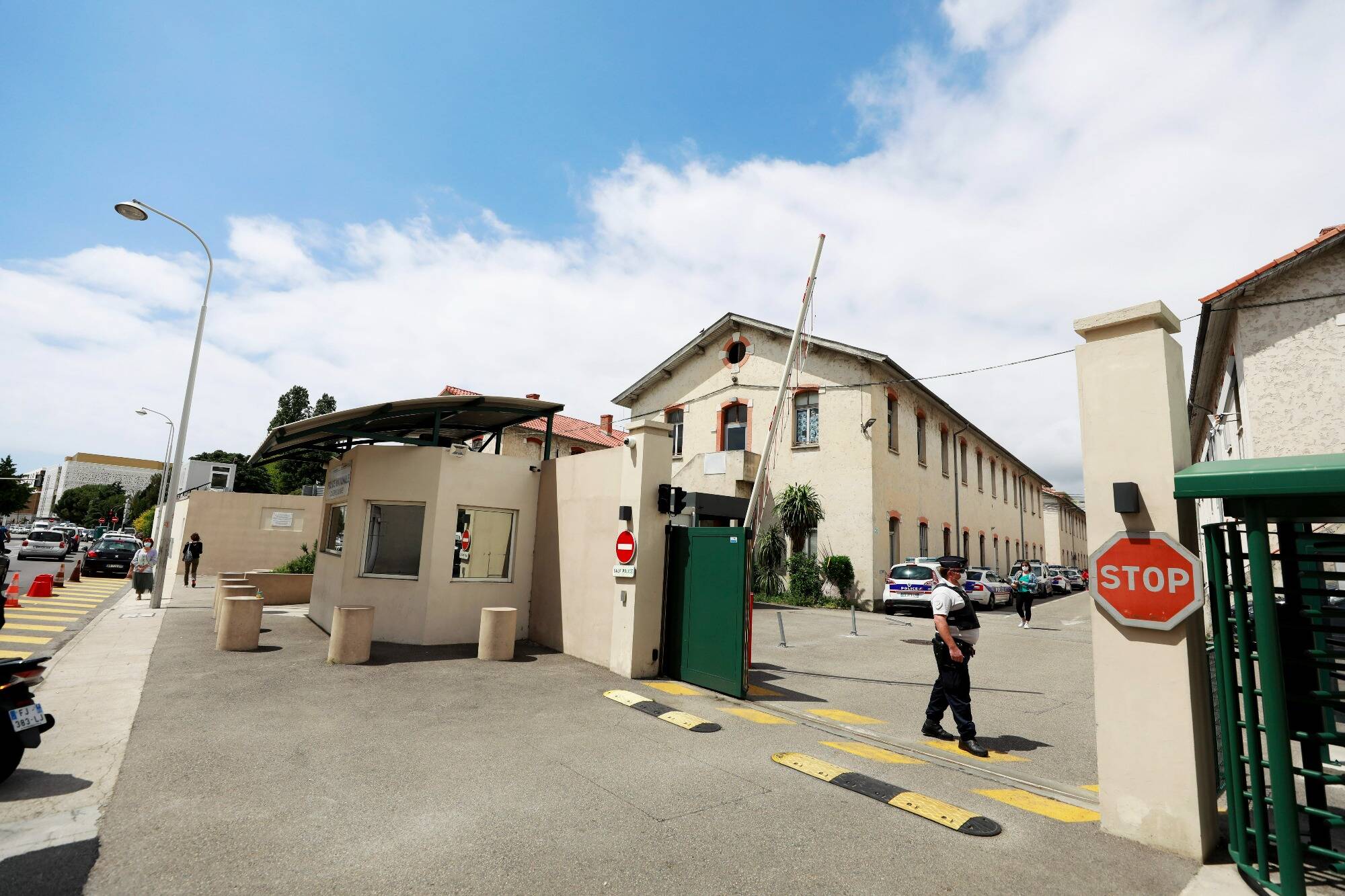 Les enquêteurs saisissent 250 kg de cannabis cachés dans un camion à Nice