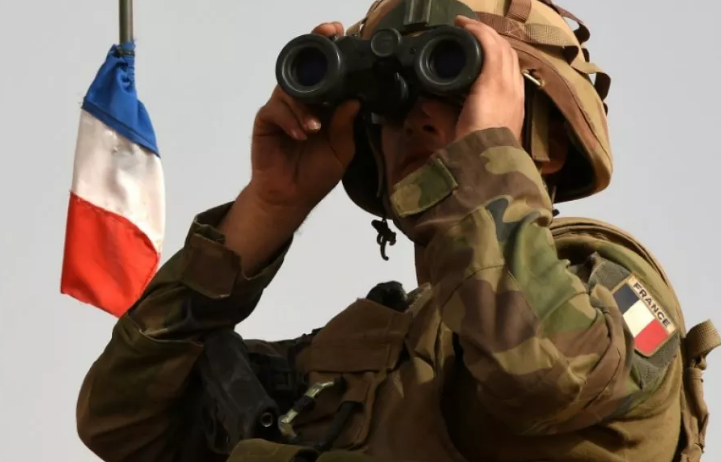 Mais que veut dire le drôle de message codé posté par l'armée française sur X?