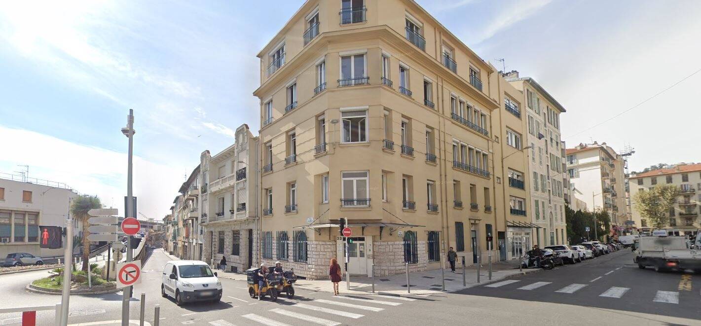 Affaire Abbé Pierre: le maire de Nice Christian Estrosi prend une décision forte en plein scandale