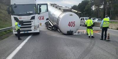 Accident d'un camion citerne sur l'A8 vers Fréjus en direction de l'Italie: un temps de parcours rallongé d'une heure