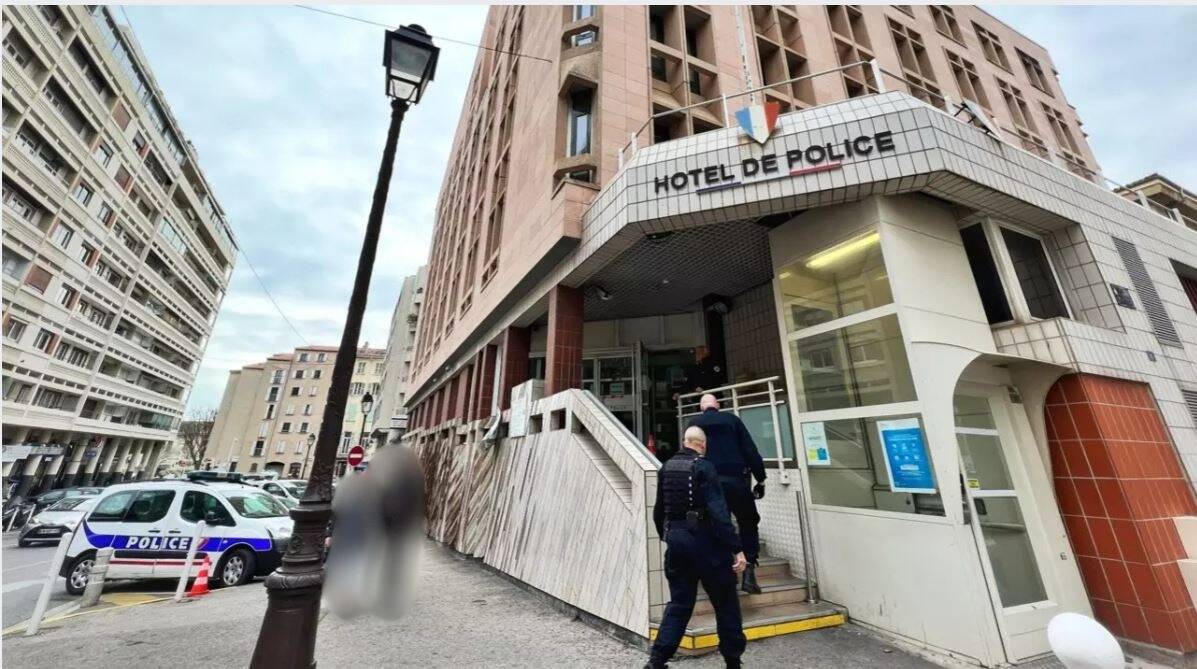 Prostitution de mineure dans le centre de Toulon: les policiers de la Bac débarquent dans un logement et interpellent quatre adultes