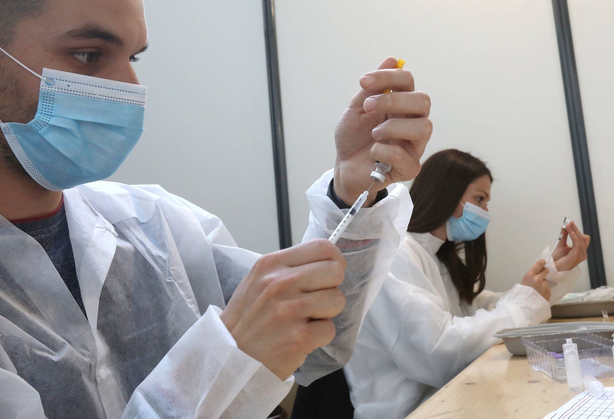 L'entrée en vigueur du pass vaccinal a-t-il boosté la vaccination contre la Covid-19 dans les Alpes-Maritimes et le Var?