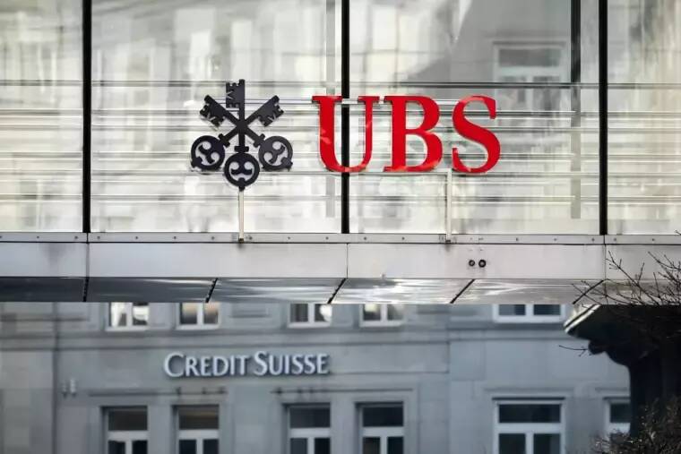 Le rachat de Credit Suisse par UBS annonce-t-il le retour des grandes fusions bancaires ?