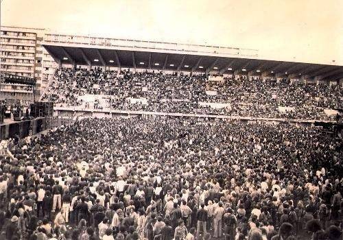 PHOTOS. 40 ans après la mort de Bob Marley: le jour où le roi du reggae a joué au stade Mayol à Toulon
