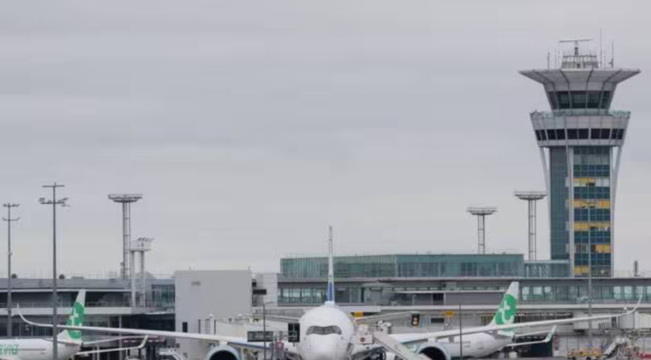 20% des vols annulés à l'aéroport d'Orly entre 15h30 et 23h30 à cause d'un épisode orageux