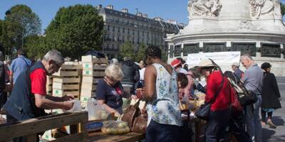 A Paris, fruits et légumes en vente directe pour dénoncer les marges des grandes surfaces