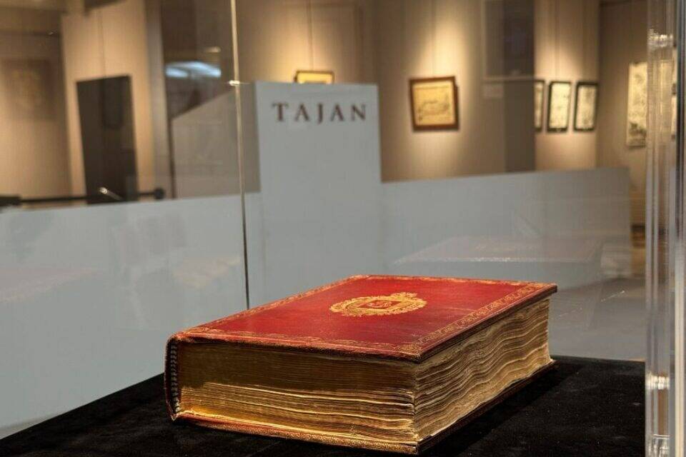 Le Code civil personnel de Napoléon vendu 395.000 euros aux enchères