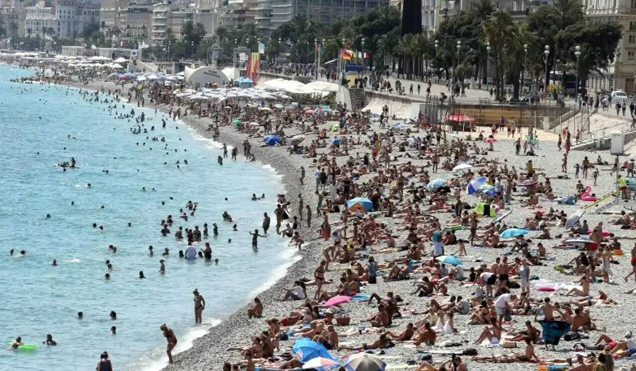 Des mois de mai et juin "exceptionnels", mais juillet "plus nuancé", selon le gouvernement concernant l'attractivité touristique