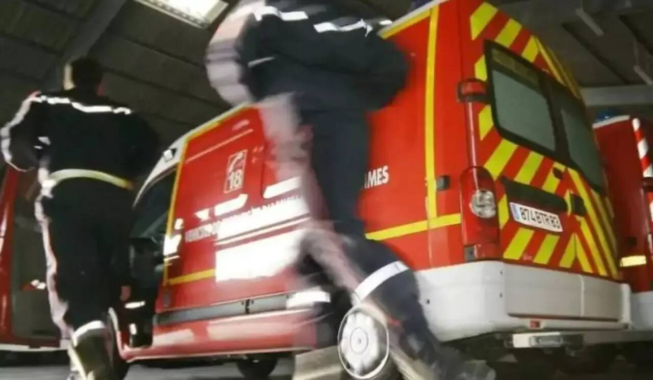 Bordeaux: une voiture fonce dans la foule lors d'une course sauvage, 7 blessés dont 2 graves