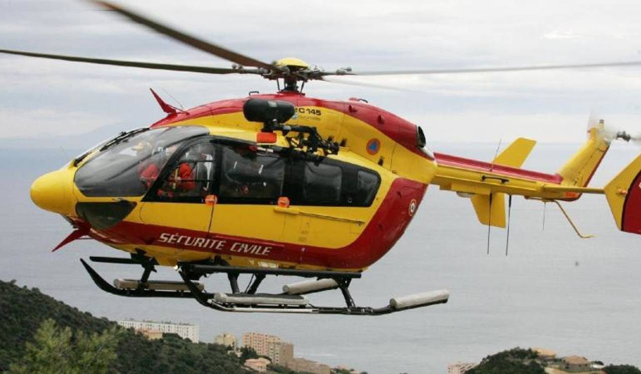 Deux cyclistes grièvement blessés après une collision dans le Var, un hélico appelé en renfort