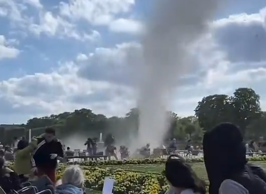 C'est quoi cette "mini-tornade", filmée par des passants, qui a traversé le Jardin du Luxembourg à Paris?
