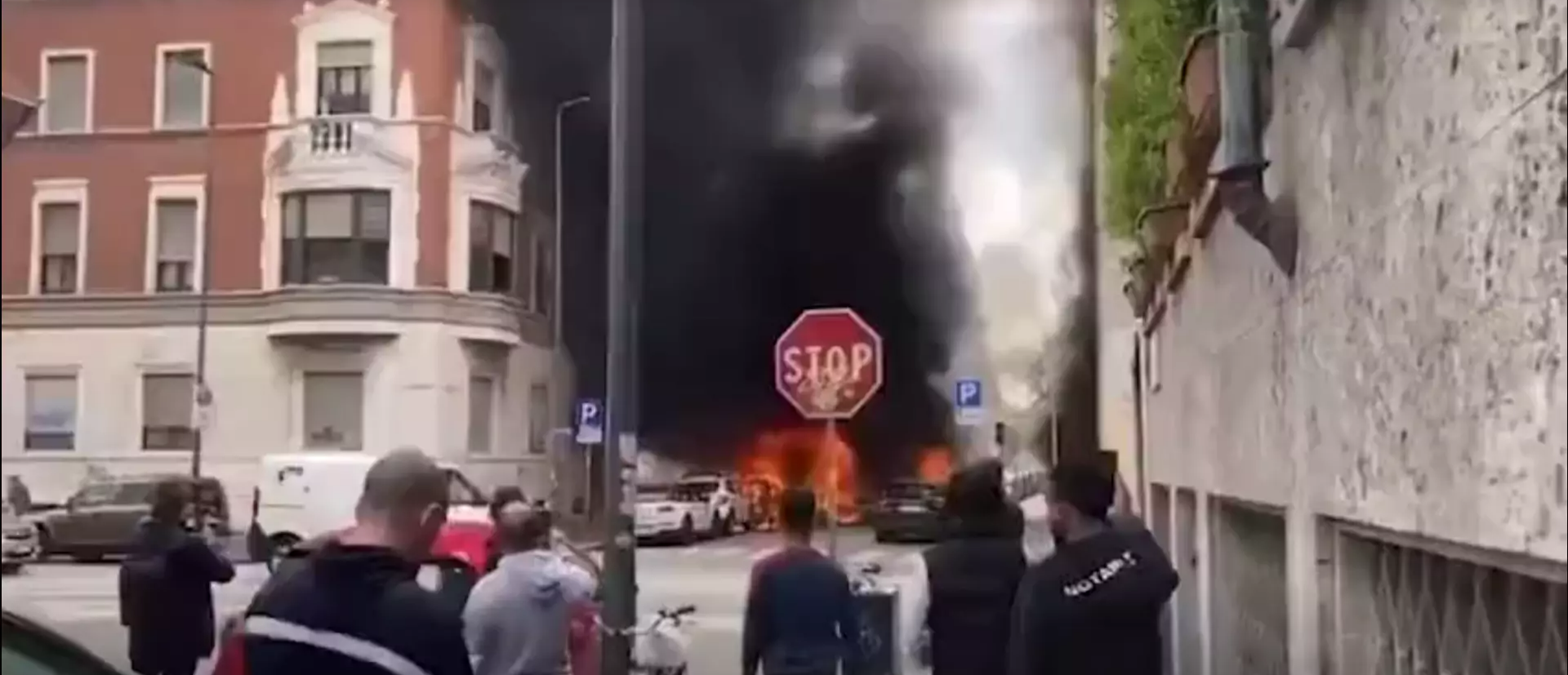 Ce que l'on sait sur l'énorme explosion qui s'est produite en plein coeur de Milan