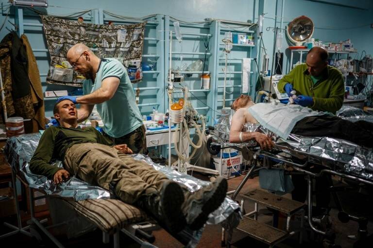Guerre en Ukraine: la formation "cruciale" des soldats aux premiers secours