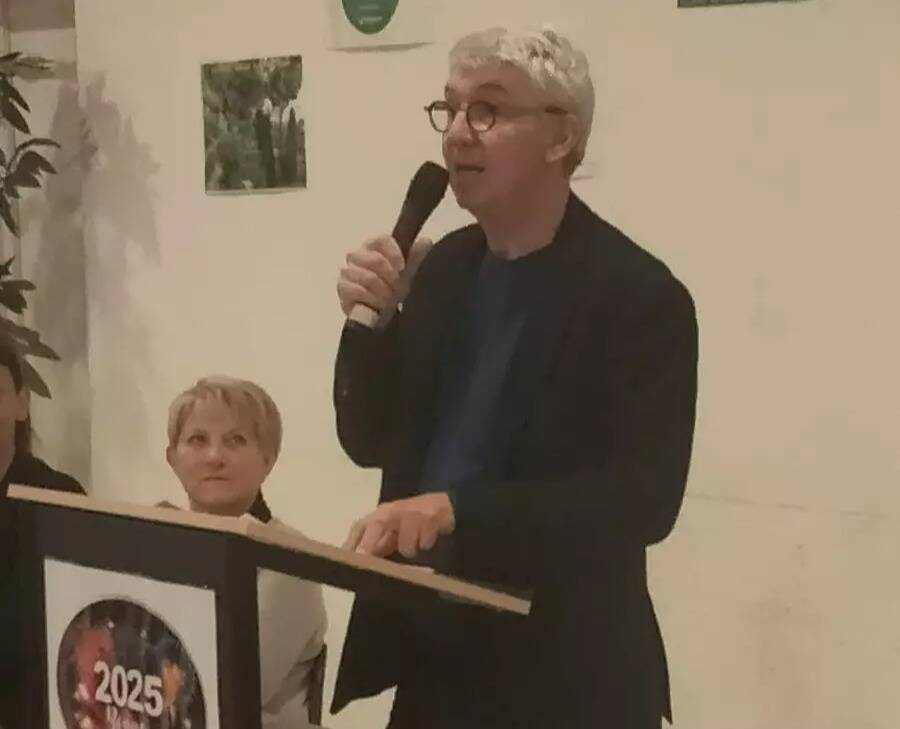 "Nous ferons face aux défis qui nous attendent": ce qu'il faut retenir de la cérémonie de vSux d'Albert Filippi, maire de Sainte-Agnès