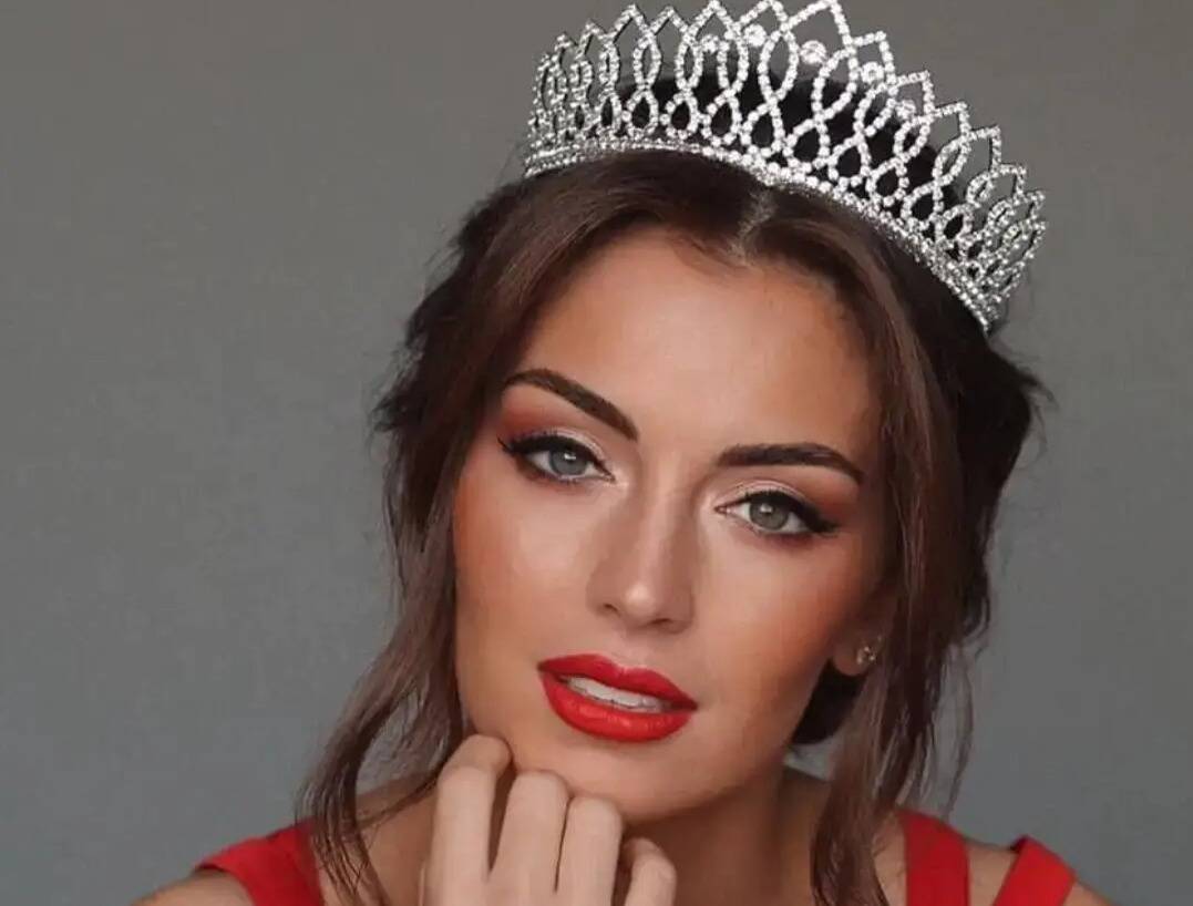 A la veille de l'élection de Miss France, l'Azuréenne Lara Gautier rêve de couronne