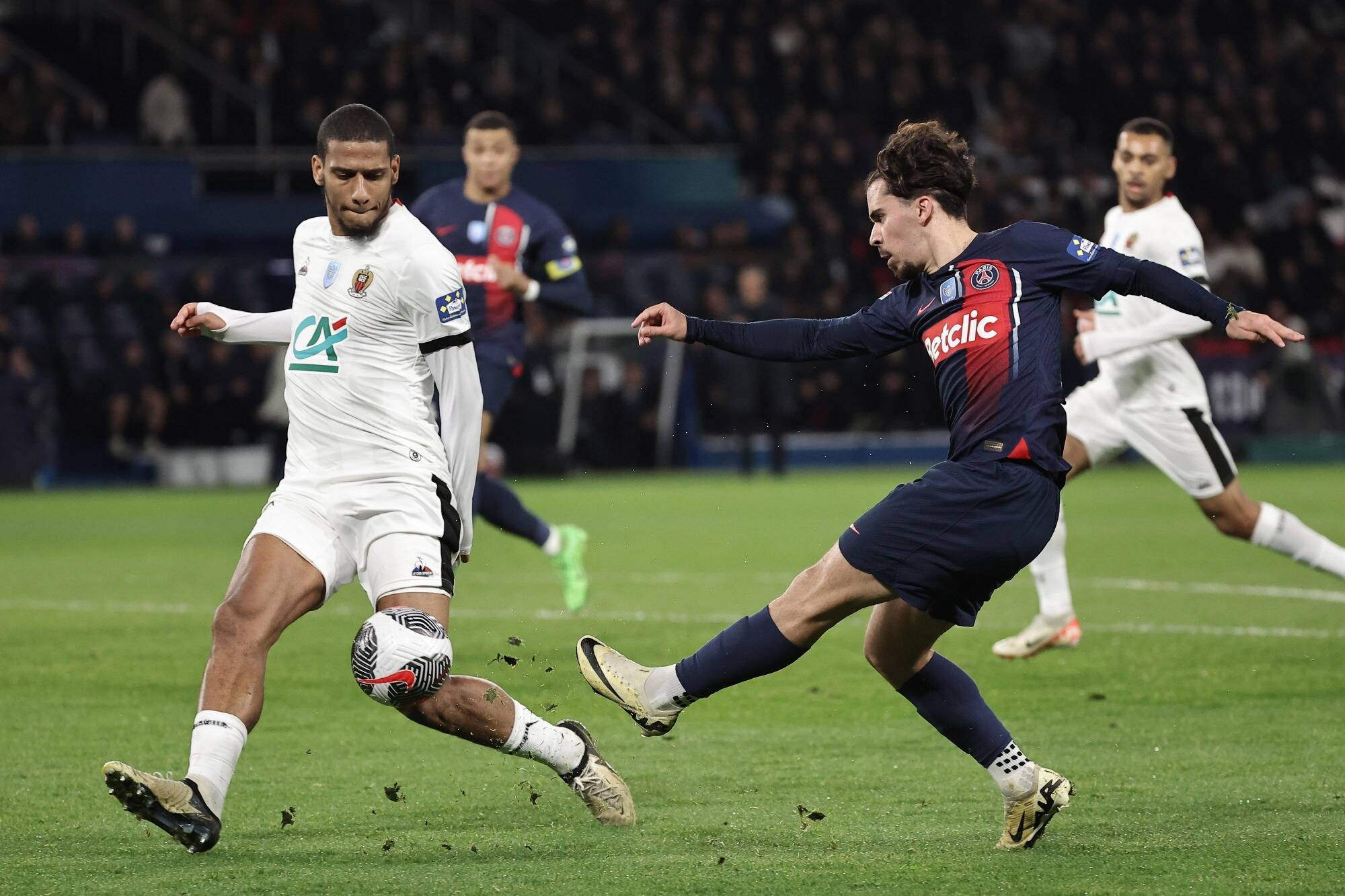 Gagner pour rêver... Tout ce qu'il faut savoir avant le choc entre l'OGC Nice et le PSG