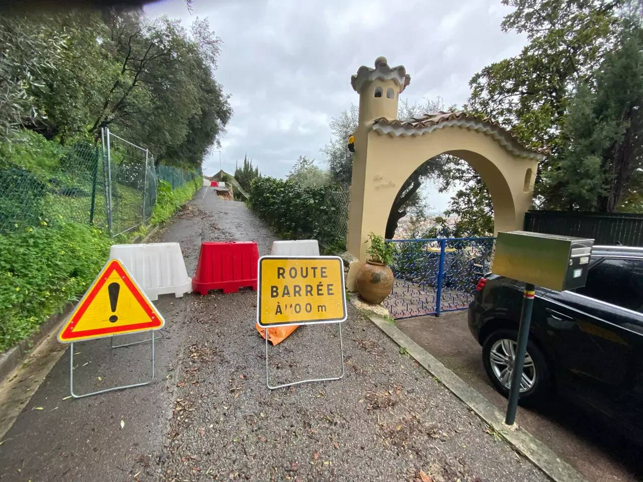 Trois routes encore fermées à cause des intempéries dans l'arrière-pays grassois